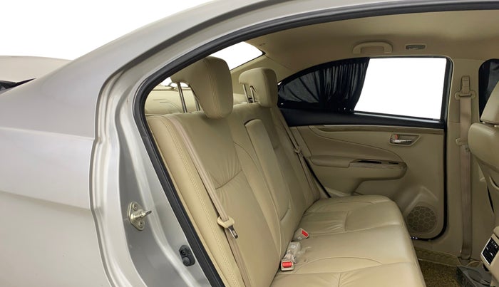 2020 Maruti Ciaz ALPHA 1.5 SHVS PETROL, Petrol, Manual, 67,196 km, Right Side Rear Door Cabin
