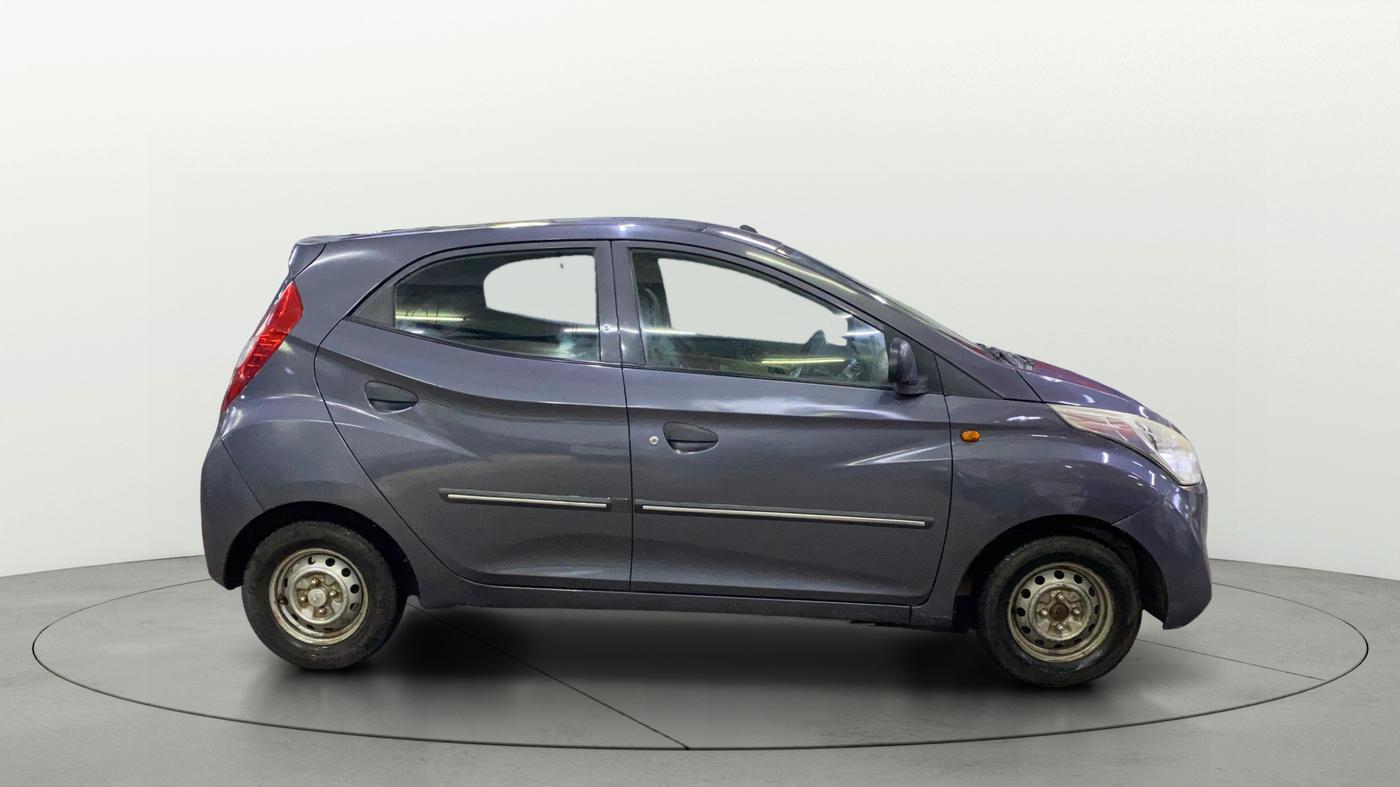 2016 Hyundai Eon ERA +, Petrol, Manual, 39,472 km, Right Side View