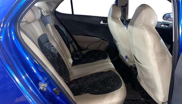 2015 Hyundai Xcent SX 1.2 (O), Petrol, Manual, 59,223 km, Right Side Rear Door Cabin