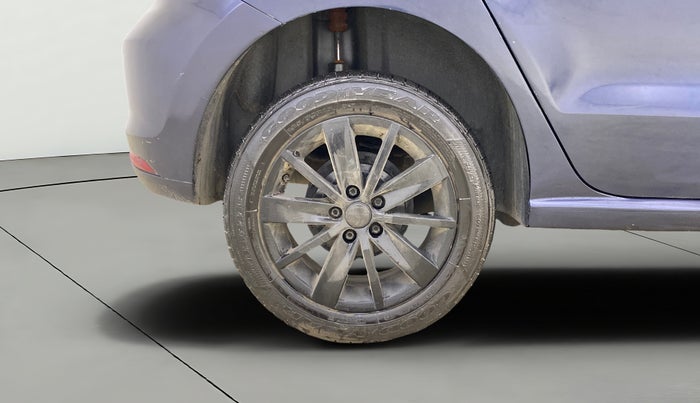 2015 Volkswagen Polo HIGHLINE1.2L, Petrol, Manual, 53,391 km, Right Rear Wheel