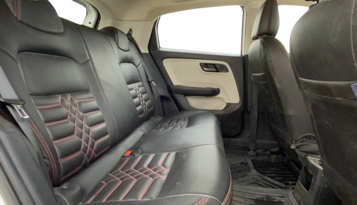 2022 Tata ALTROZ XM PLUS PETROL, Petrol, Manual, 52,809 km, Right Side Rear Door Cabin