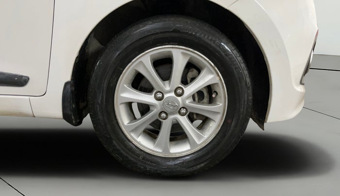 2014 Hyundai Grand i10 ASTA AT 1.2 KAPPA VTVT, Petrol, Automatic, 37,475 km, Right Front Wheel