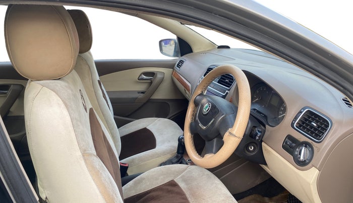 2012 Skoda Rapid ELEGANCE 1.6 MPI AT, Petrol, Automatic, 38,001 km, Right Side Front Door Cabin