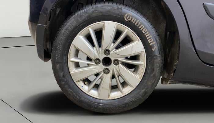 2015 Maruti Swift ZDI, Diesel, Manual, 83,737 km, Right Rear Wheel