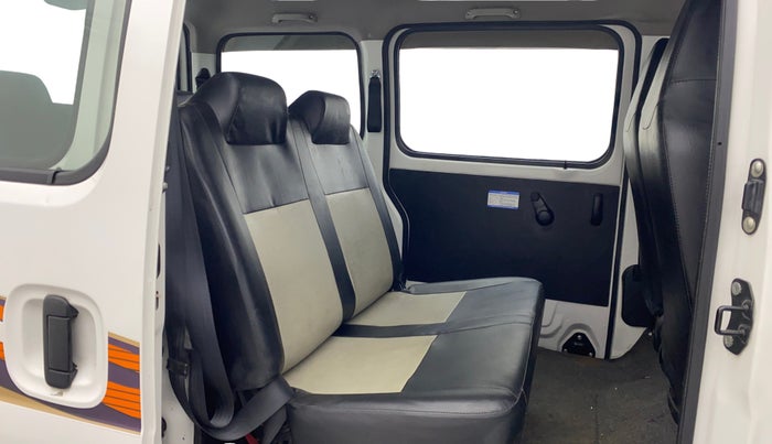 2021 Maruti Eeco 7 STR, Petrol, Manual, 11,325 km, Right Side Rear Door Cabin