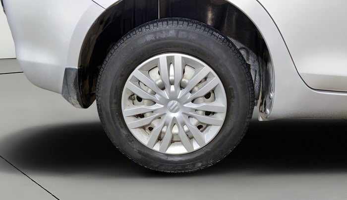 2016 Maruti Swift Dzire LXI (O), Petrol, Manual, 17,567 km, Right Rear Wheel