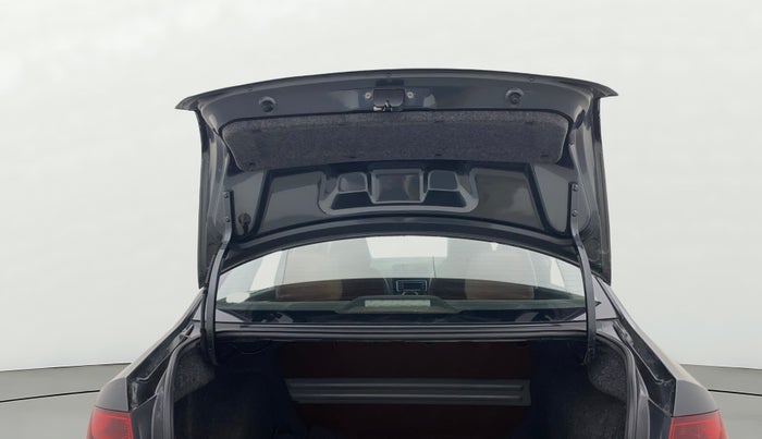 2017 Volkswagen Vento ALLSTAR 1.6, Petrol, Manual, 1,10,750 km, Boot Door Open