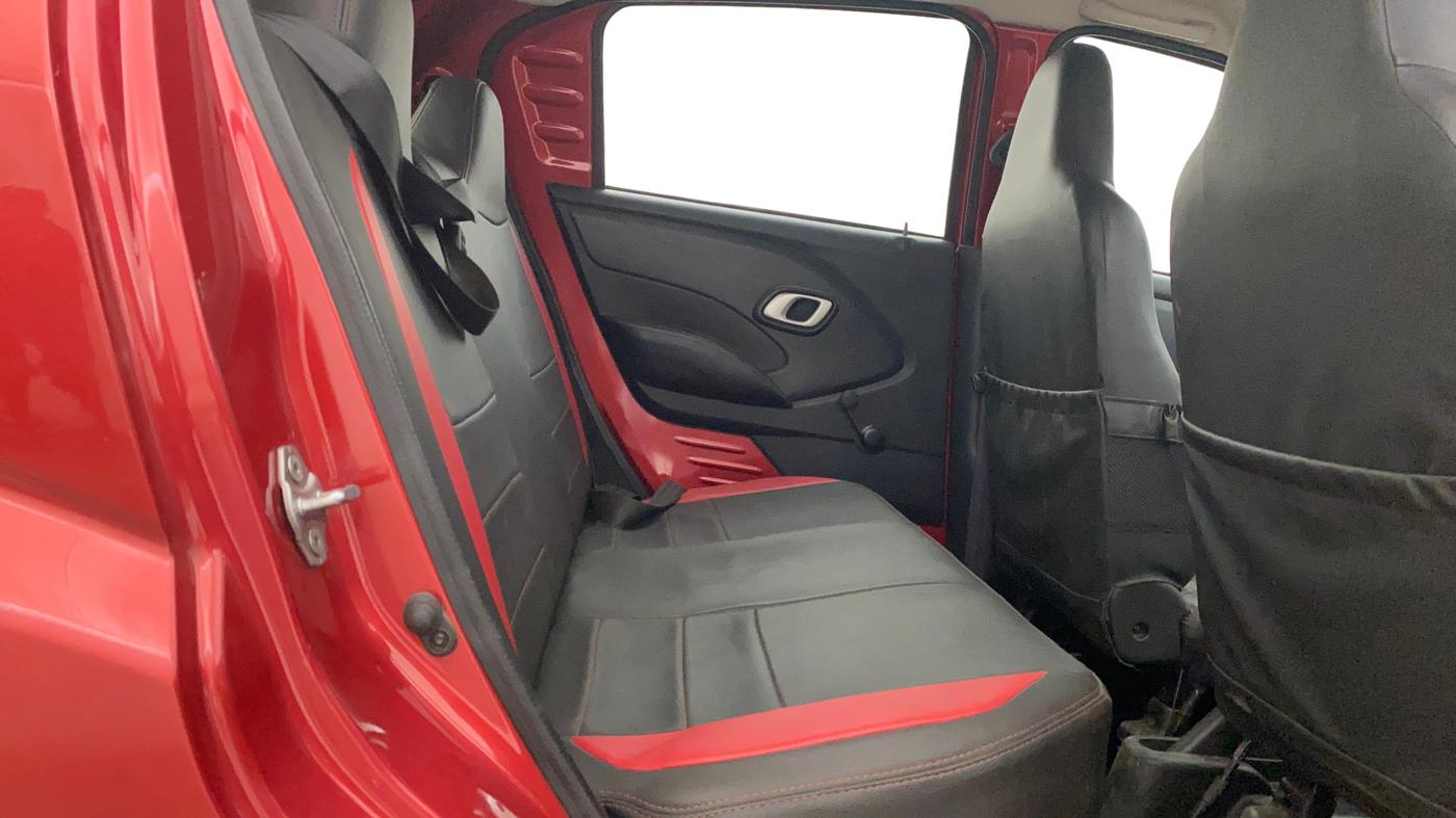 2018 Datsun Redi Go T (O), Petrol, Manual, 42,787 km, Right Side Rear Door Cabin