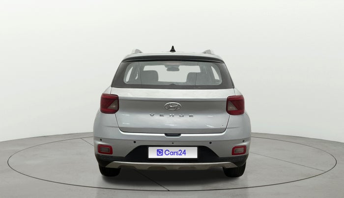 2020 Hyundai VENUE S 1.2, Petrol, Manual, 39,068 km, Back/Rear