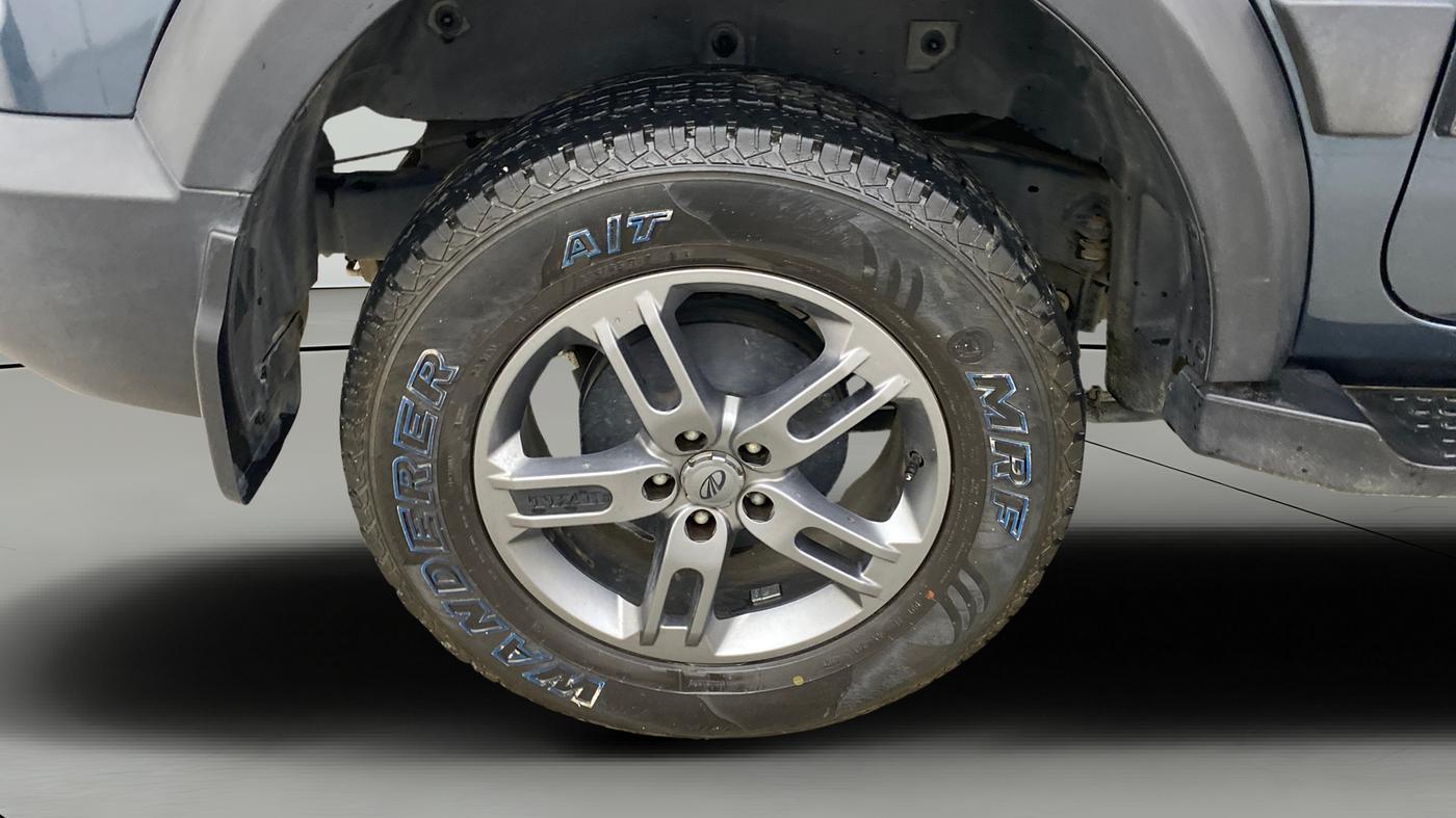 2022 Mahindra Thar LX PETROL HT 4WD AT, Petrol, Automatic, 15,414 km, Right Rear Wheel