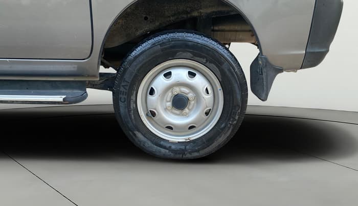 2019 Maruti Eeco 7 STR, Petrol, Manual, 10,176 km, Left Rear Wheel