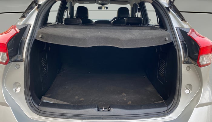 2019 Nissan Kicks XV 1.5, Petrol, Manual, 44,890 km, Boot Open Zoomed View