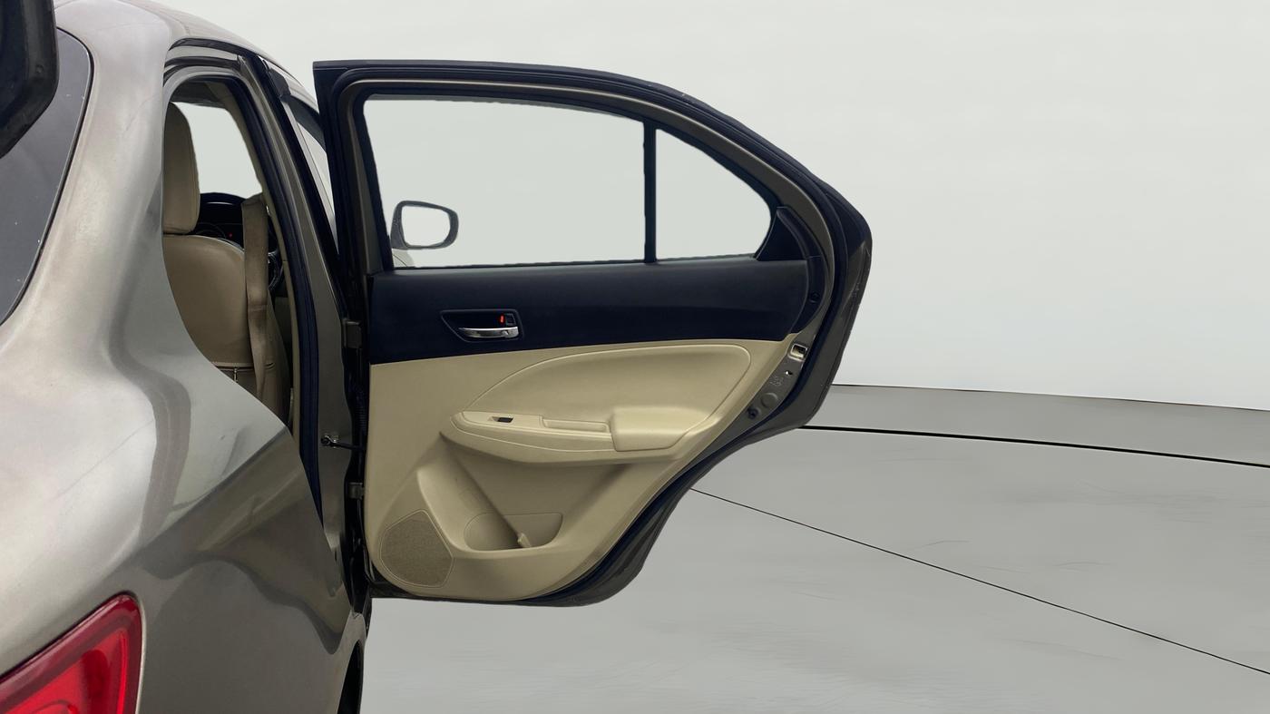 2022 Maruti Dzire ZXI CNG, CNG, Manual, 24,188 km, RHS Rear Door
