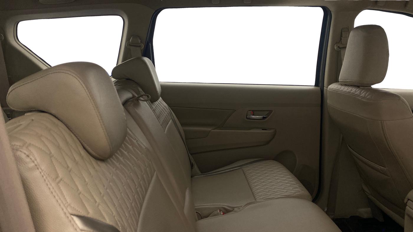 2020 Maruti Ertiga ZXI+ SHVS, Petrol, Manual, 17,642 km, Right Side Rear Door Cabin