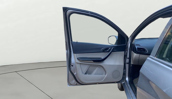 2019 Tata Tiago XZ PETROL, CNG, Manual, 1,13,117 km, LHS Front Door