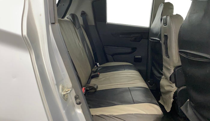 2019 Mahindra KUV 100 NXT K2 P 6 STR, Petrol, Manual, 45,588 km, Right Side Rear Door Cabin