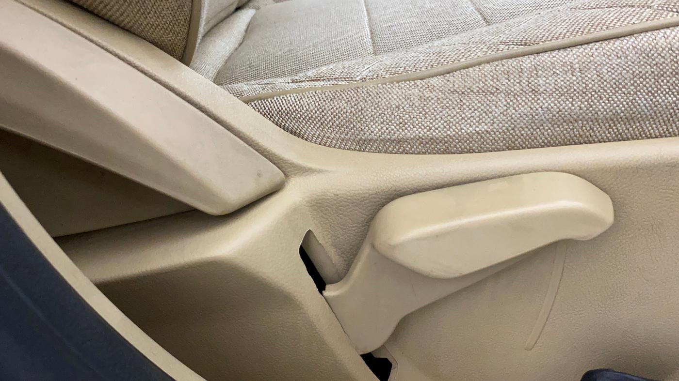 2019 Ford Figo Aspire TITANIUM 1.2 PETROL, Petrol, Manual, 66,492 km, Driver Side Adjustment Panel