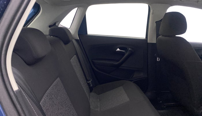 2017 Volkswagen Polo COMFORTLINE 1.5L, Diesel, Manual, 87,192 km, Right Side Rear Door Cabin