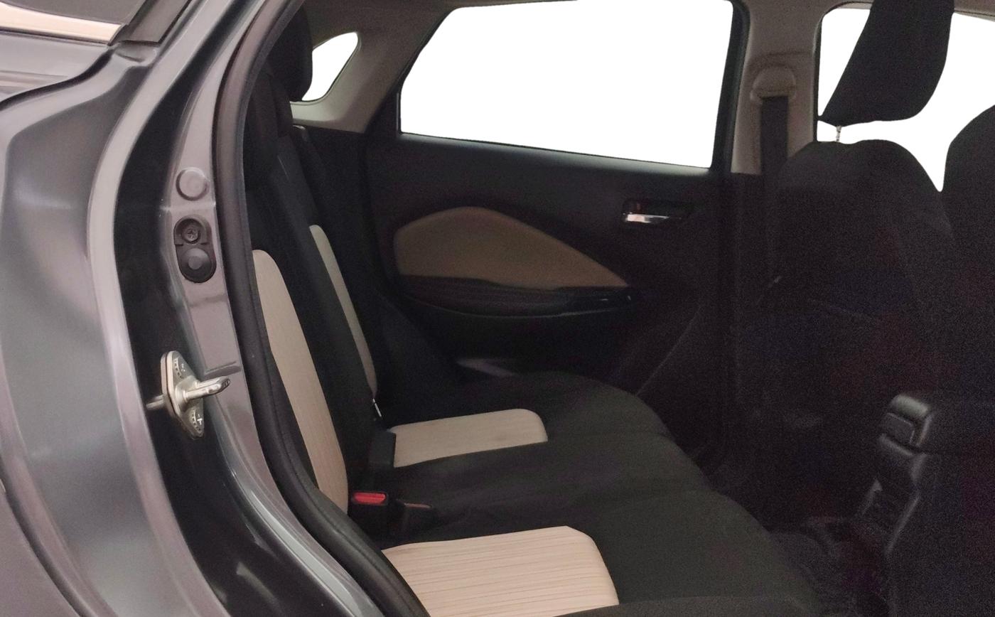2024 Toyota Glanza V AMT, Petrol, Automatic, 1,00,247 km, Right Side Rear Door Cabin