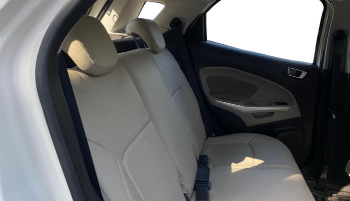 2015 Ford Ecosport TREND+ 1.0L ECOBOOST, Petrol, Manual, 70,452 km, Right Side Rear Door Cabin