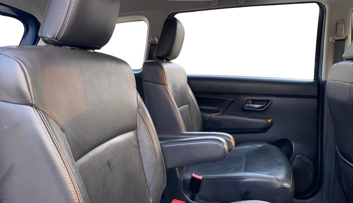 2019 Maruti XL6 ALPHA AT, Petrol, Automatic, 86,248 km, Right Side Rear Door Cabin