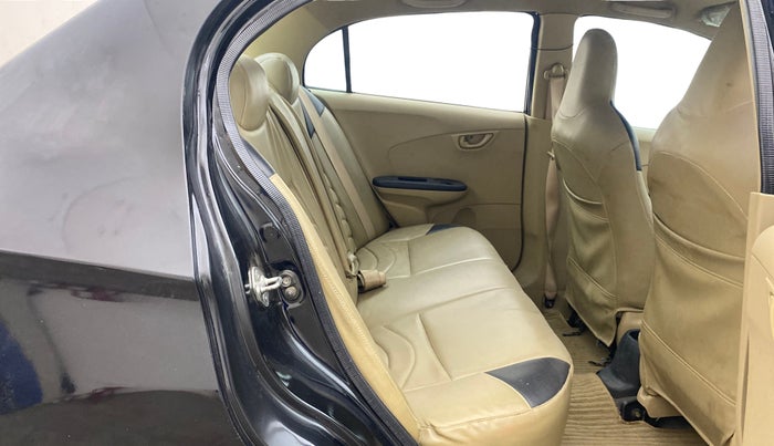 2014 Honda Amaze 1.2L I-VTEC S, Petrol, Manual, 83,704 km, Right Side Rear Door Cabin