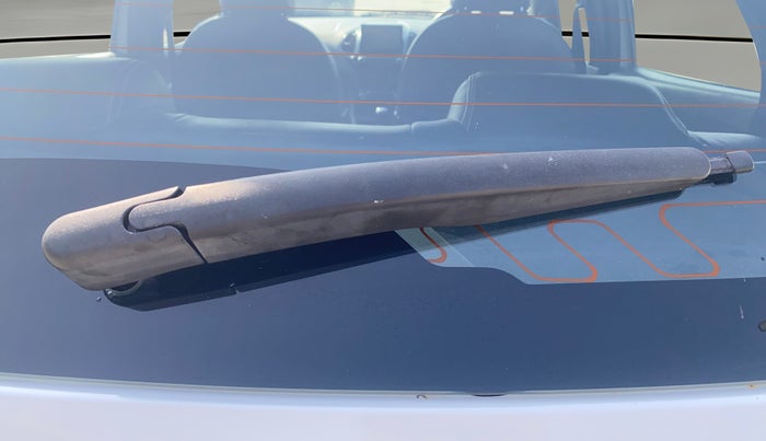 2018 Ford FREESTYLE TITANIUM 1.2 PETROL, Petrol, Manual, 1,28,009 km, Rear Wiper