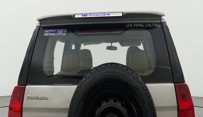 2017 Mahindra TUV300 T8, Diesel, Manual, 70,081 km, Rear Windshield