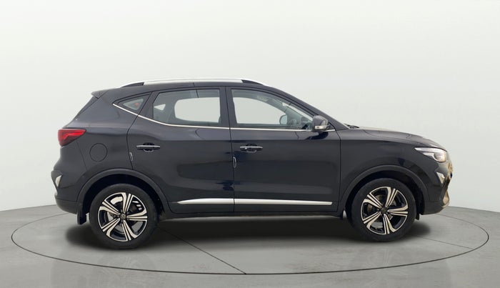 2023 MG ASTOR SHARP 1.5 MT, Petrol, Manual, 22,394 km, Right Side View
