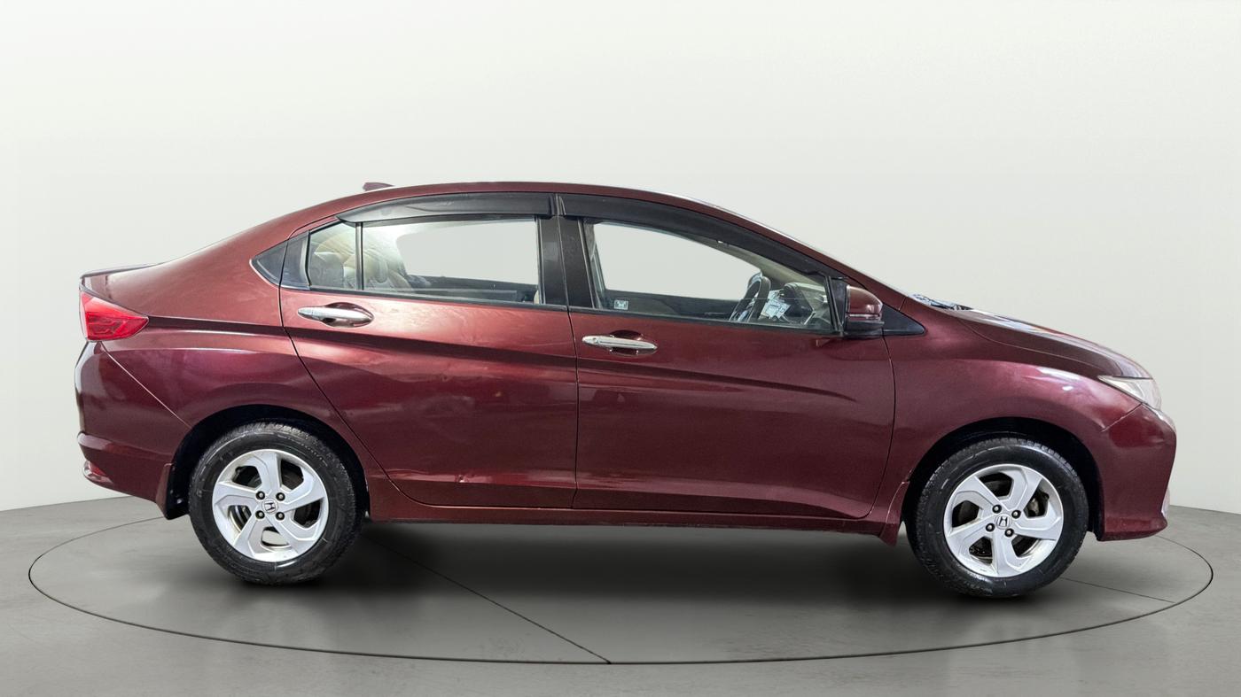 2015 Honda City 1.5L I-VTEC V MT, Petrol, Manual, 1,10,745 km, Right Side View