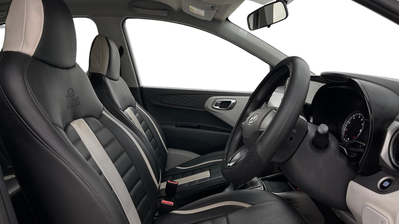 2020 Hyundai GRAND I10 NIOS ASTA AMT 1.2 KAPPA VTVT, Petrol, Automatic, 73,451 km, Right Side Front Door Cabin