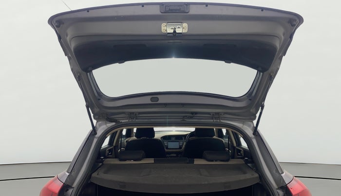 2016 Hyundai Elite i20 ASTA 1.2 (O), Petrol, Manual, 1,00,016 km, Boot Door Open