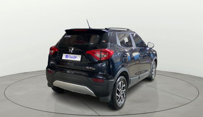 2023 Mahindra XUV300 W8 (O) 1.2 PETROL, Petrol, Manual, 27,501 km, Right Back Diagonal