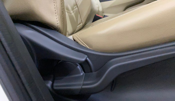 2019 Honda Amaze 1.2L I-VTEC V, Petrol, Manual, 45,181 km, Driver Side Adjustment Panel