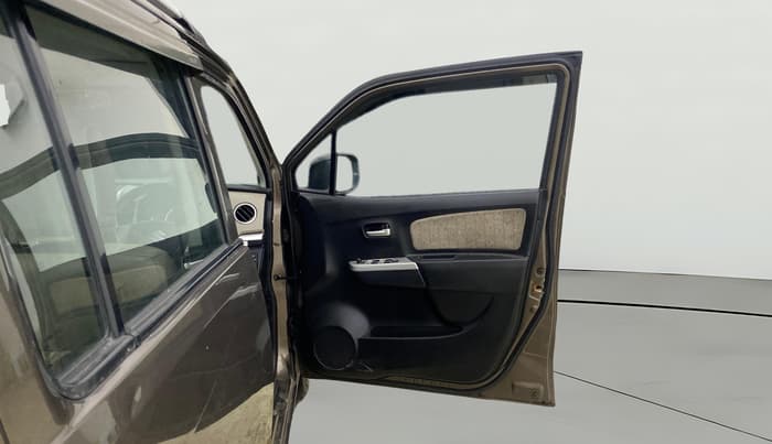 2016 Maruti Wagon R 1.0 VXI AMT, Petrol, Automatic, 74,465 km, RHS Front Door