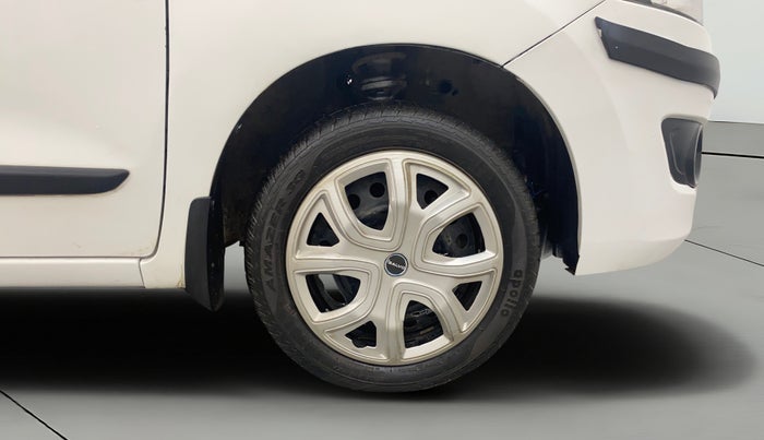 2016 Maruti Wagon R 1.0 VXI AMT, Petrol, Automatic, 14,465 km, Right Front Wheel