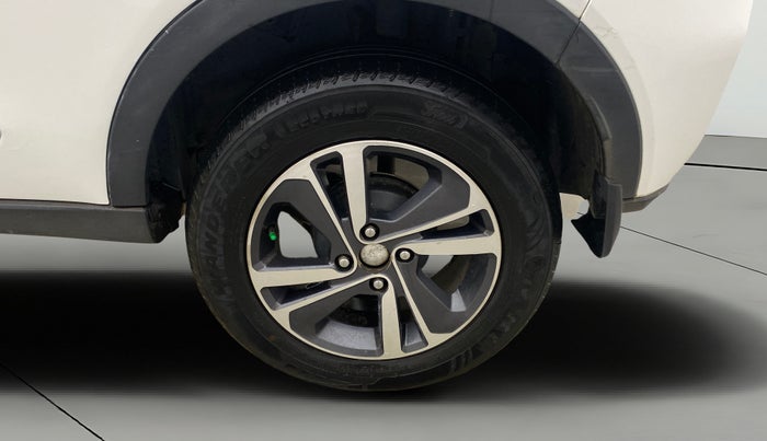 2023 Tata NEXON XM SUNROOF DIESEL, Diesel, Manual, 1,22,287 km, Left Rear Wheel