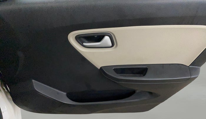 2022 Maruti Alto LXI O, Petrol, Manual, 1,644 km, Driver Side Door Panels Control