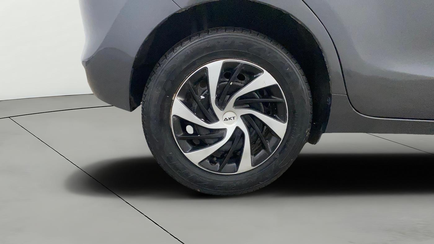 2016 Maruti Baleno DELTA PETROL 1.2, Petrol, Manual, 66,499 km, Right Rear Wheel