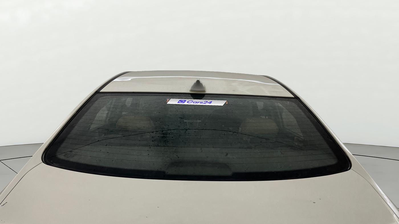 2013 Hyundai Verna FLUIDIC 1.6 CRDI SX OPT AT, Diesel, Automatic, 1,16,380 km, Rear Windshield