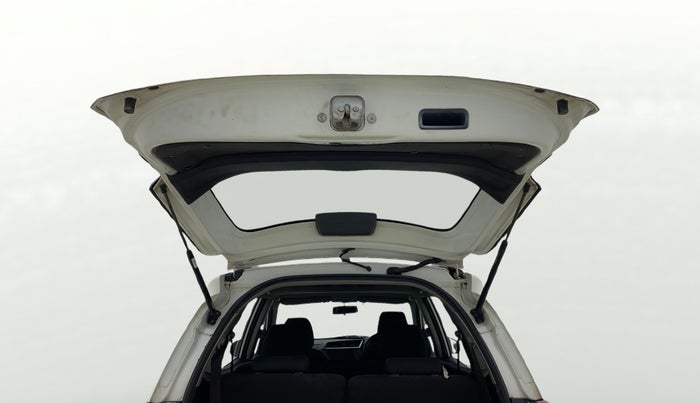 2016 Honda BR-V 1.5L I-VTEC V, CNG, Manual, 93,081 km, Boot Door Open