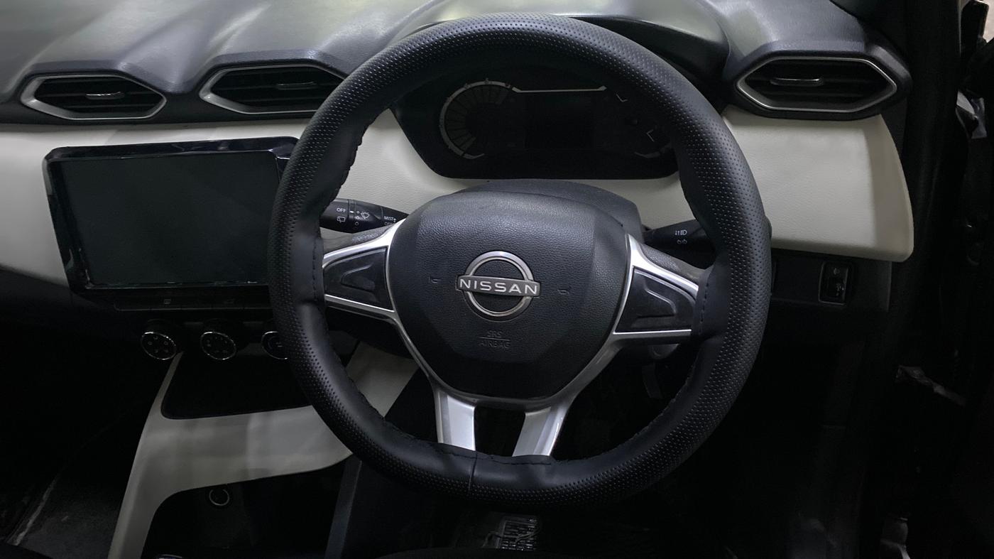 2024 Nissan MAGNITE  XE AMT EZ Shift, Petrol, Automatic, 55,063 km, Steering Wheel Close Up