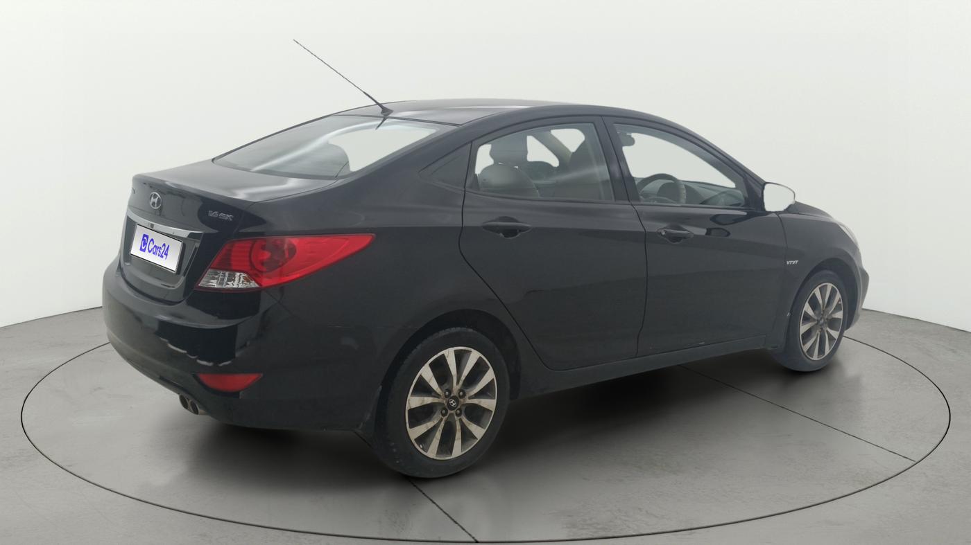 2014 Hyundai Verna FLUIDIC 1.6 VTVT SX, Petrol, Manual, 70,077 km, Right Back Diagonal