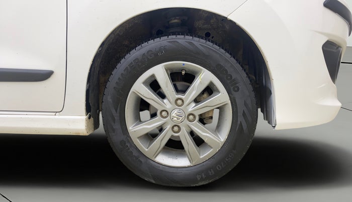 2015 Maruti Wagon R Stingray VXI, Petrol, Manual, 70,777 km, Right Front Wheel