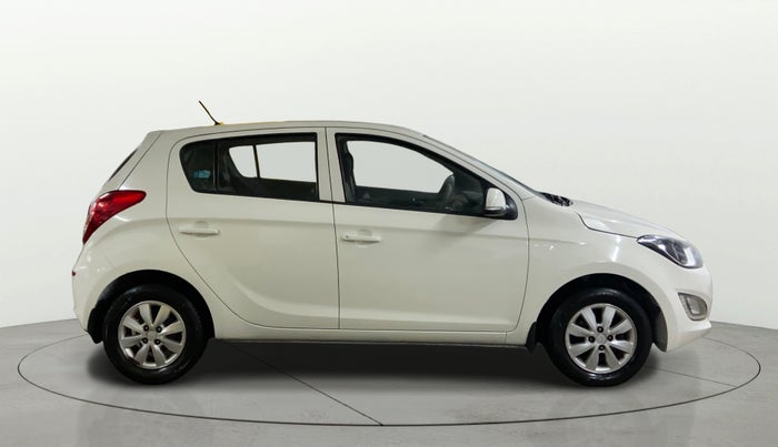 2013 Hyundai i20 SPORTZ 1.2, Petrol, Manual, 54,961 km, Right Side View