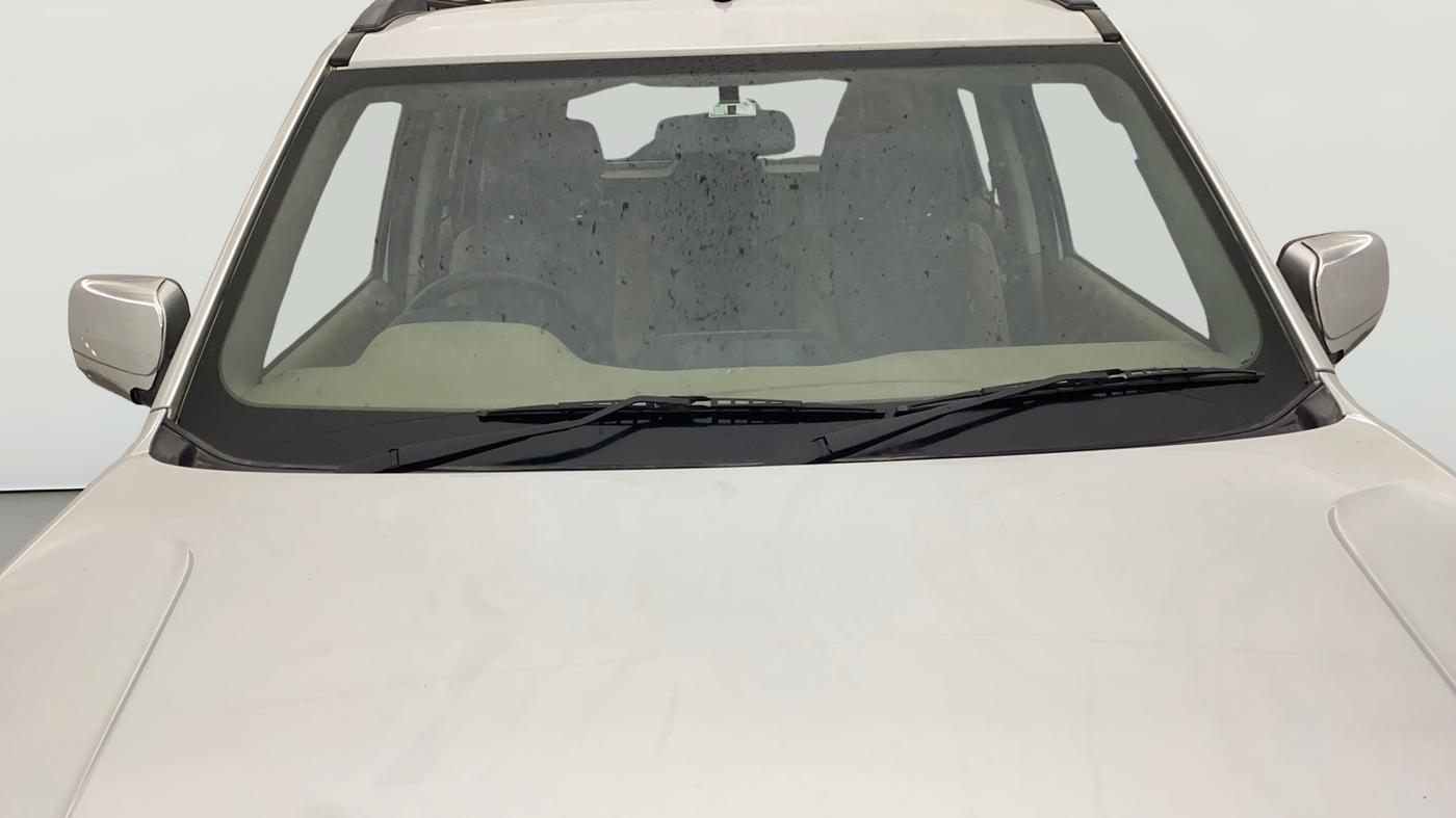 2015 Mahindra TUV300 T8, Diesel, Manual, 51,720 km, Front Windshield
