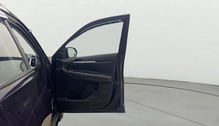 2022 KIA SONET HTK PLUS 1.0 IMT, Petrol, Manual, 24,519 km, RHS Front Door