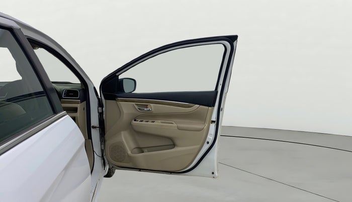 2020 Maruti Ciaz ALPHA  AT 1.5 SHVS PETROL, Petrol, Automatic, 1,03,140 km, RHS Front Door