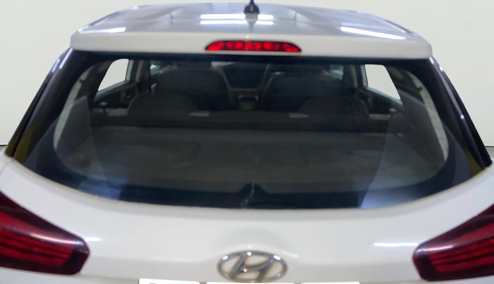 2019 Hyundai Elite i20 SPORTZ PLUS  1.2 CVT, CNG, Automatic, 78,285 km, Rear Windshield