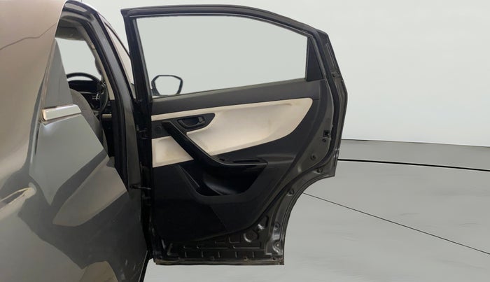 2024 Tata Curvv Creative 1.2 Petrol 7DCA, Petrol, Automatic, 17,564 km, RHS Rear Door